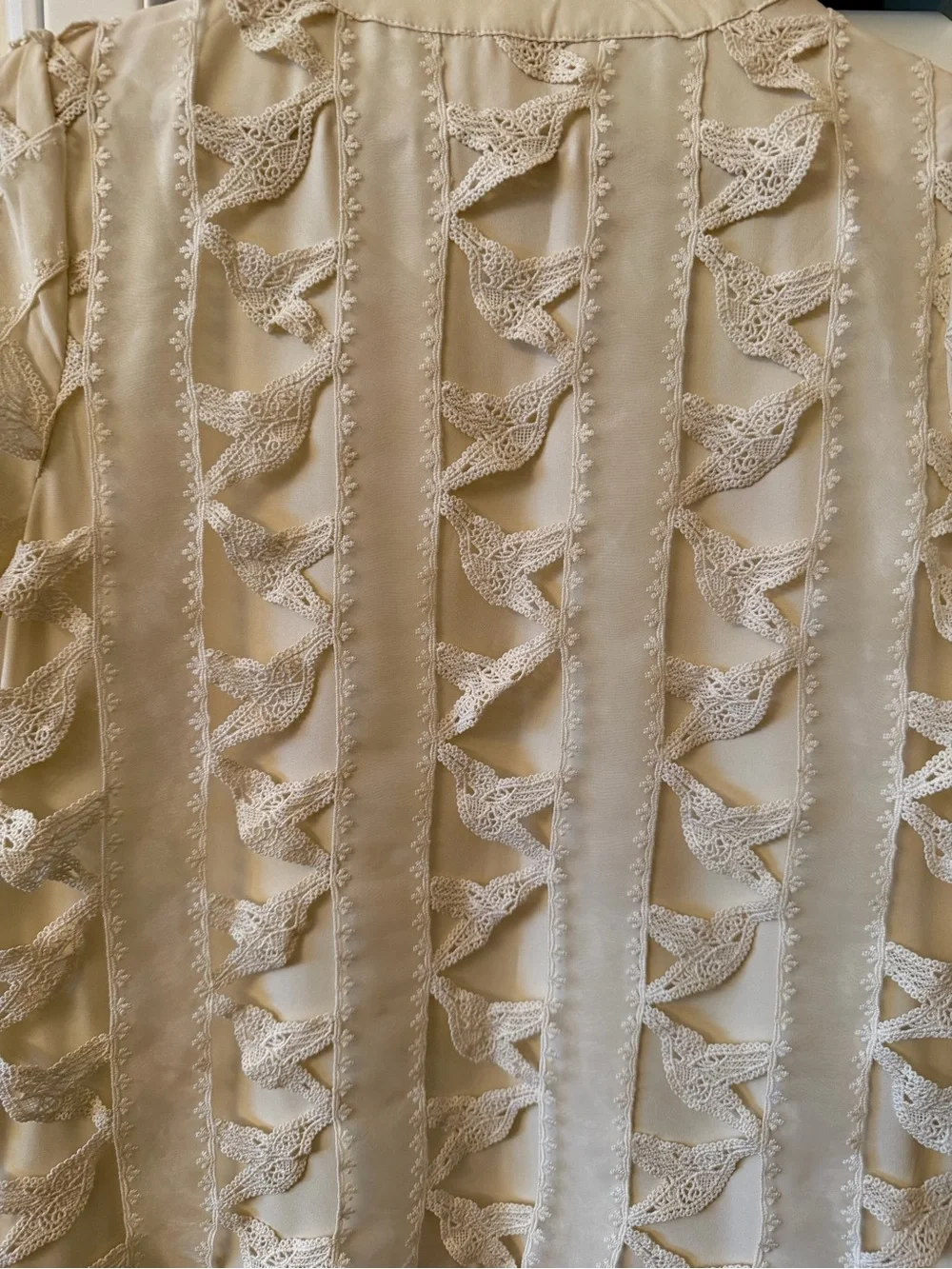 Ciebon Ivory Ruffle Lace Tiered Dress - Picture 5 of 6